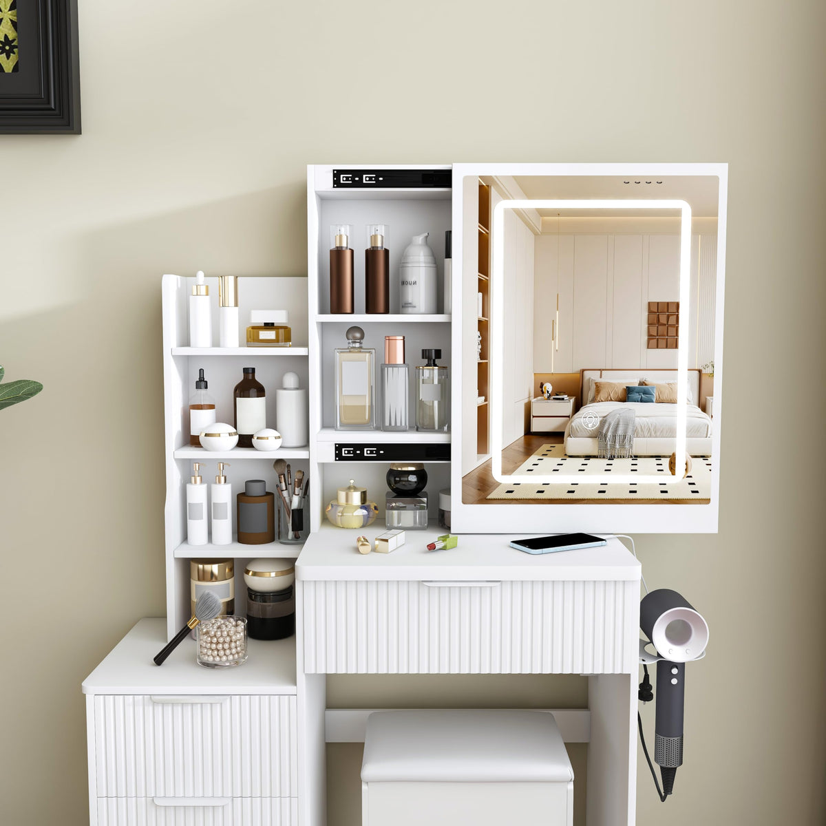 Fluted LED Makeup Vanity