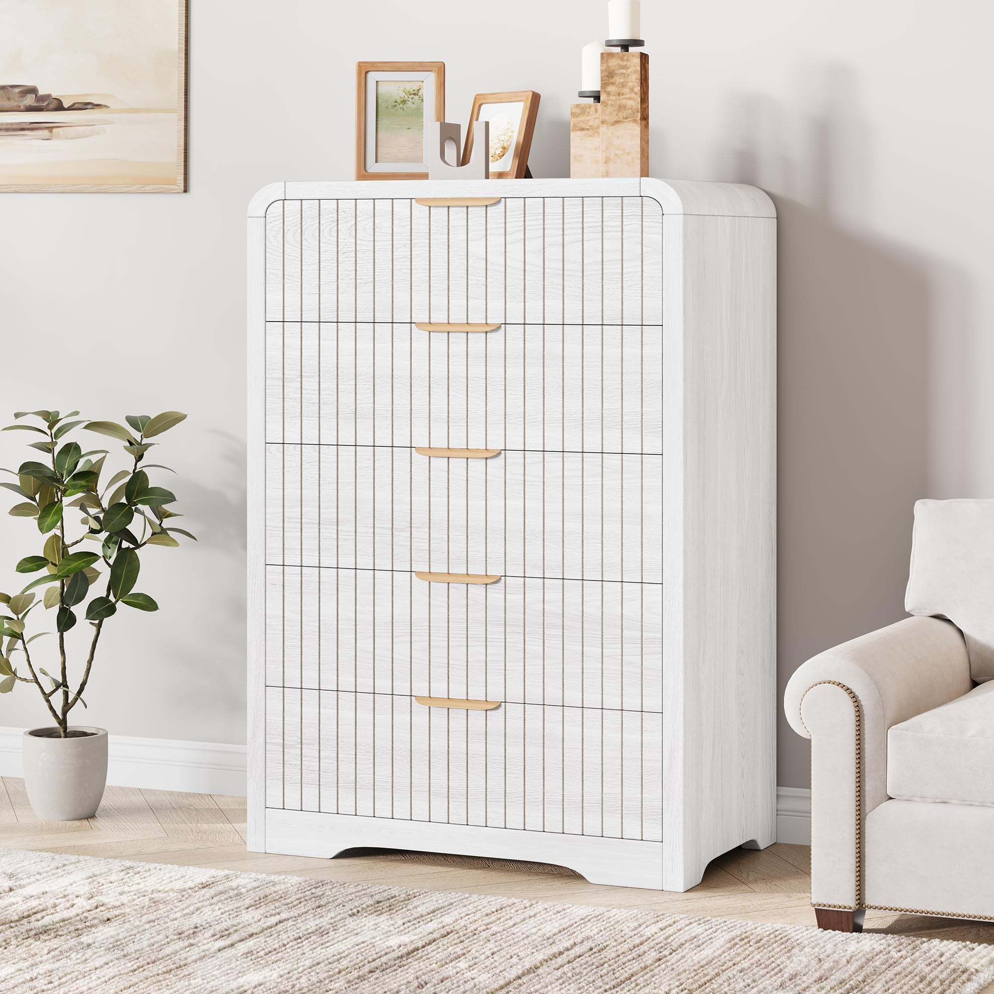 Fluted 5-Drawer Dresser