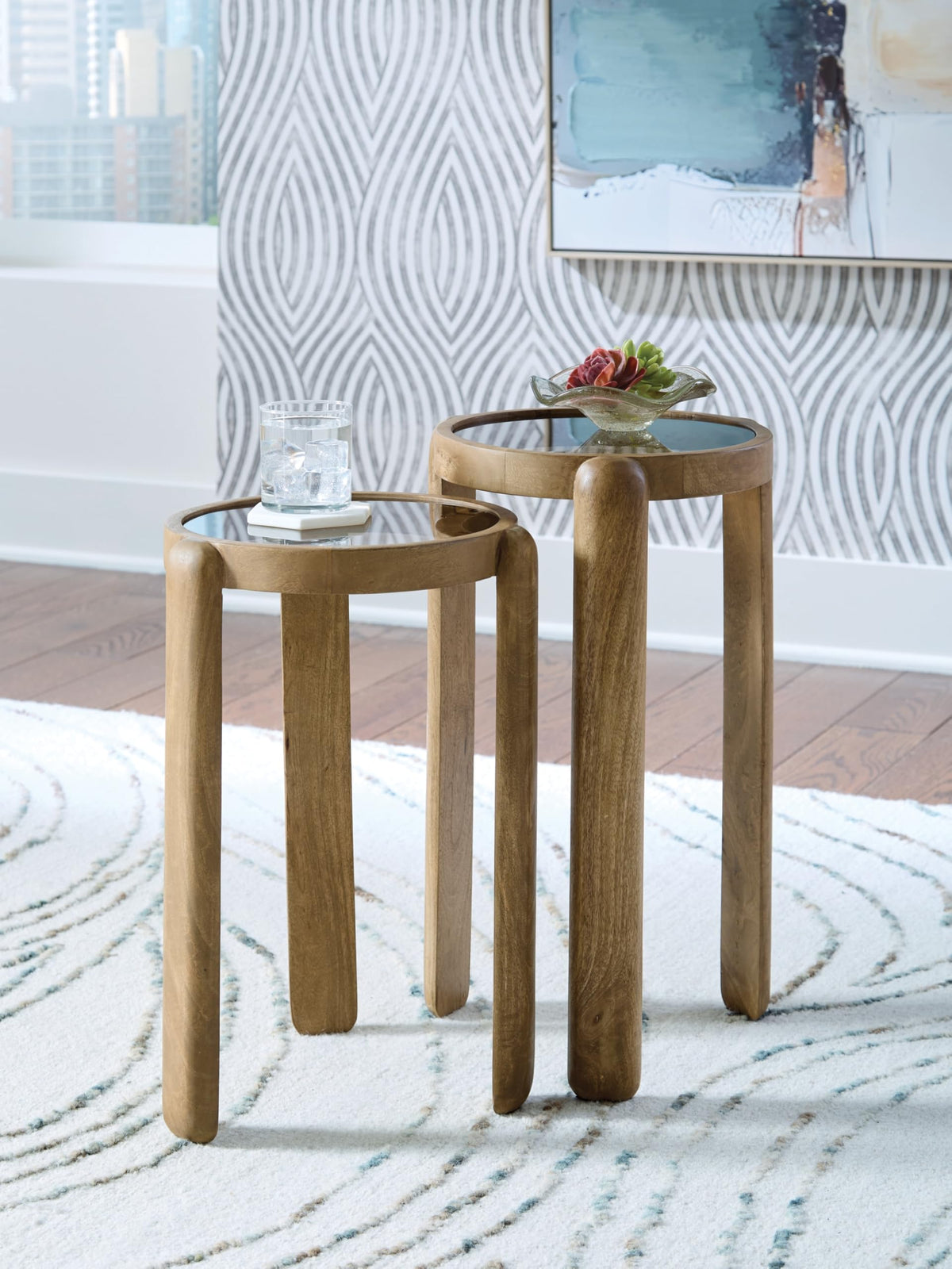 Round Mango Wood Nesting Tables