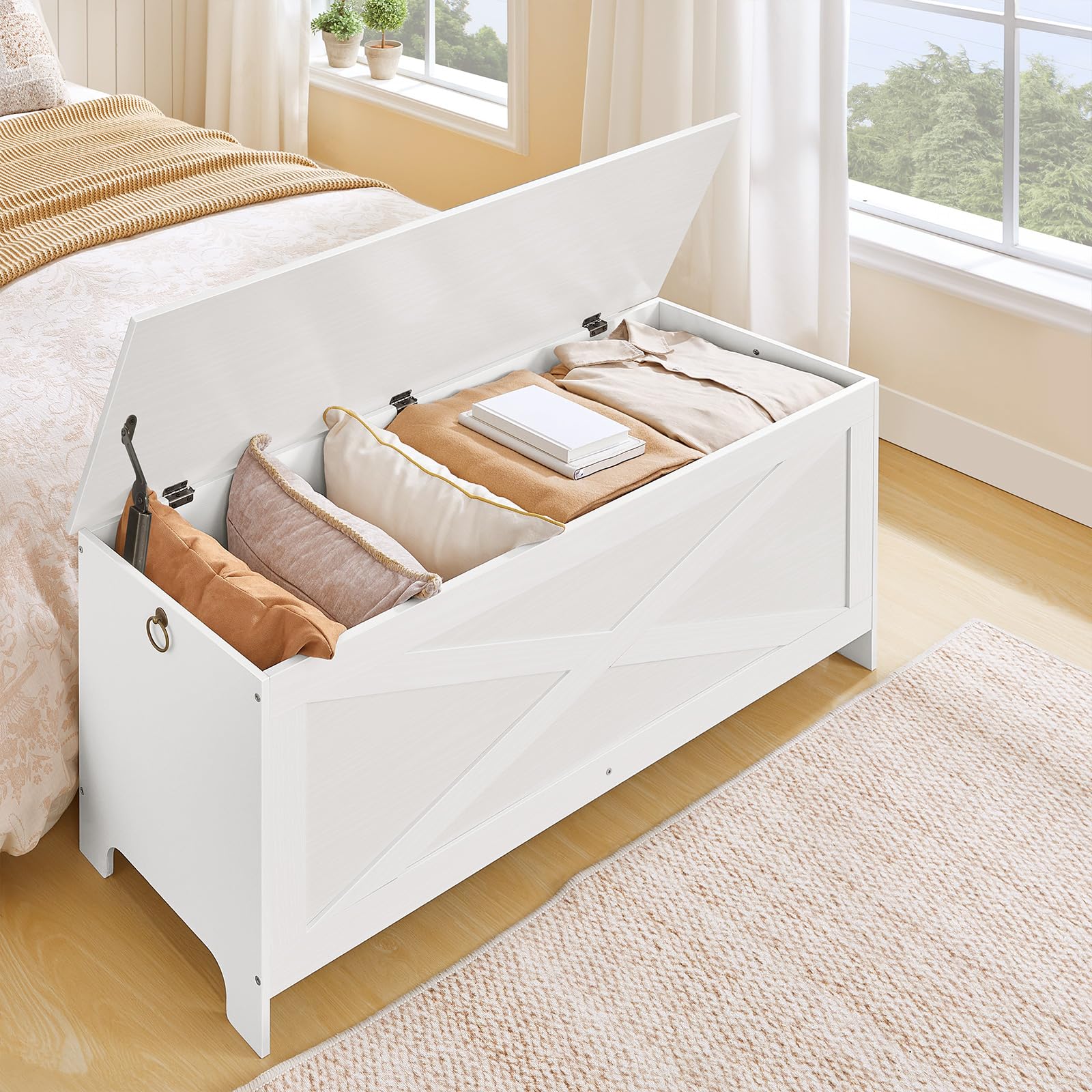 MAHANCRIS 47.2" Toy Chest, Sturdy Entryway Storage Chest with Safety Hinge, Retro Toy Box, Wooden Look Accent Furniture for Living Room, Bedroom, White SCBW48801