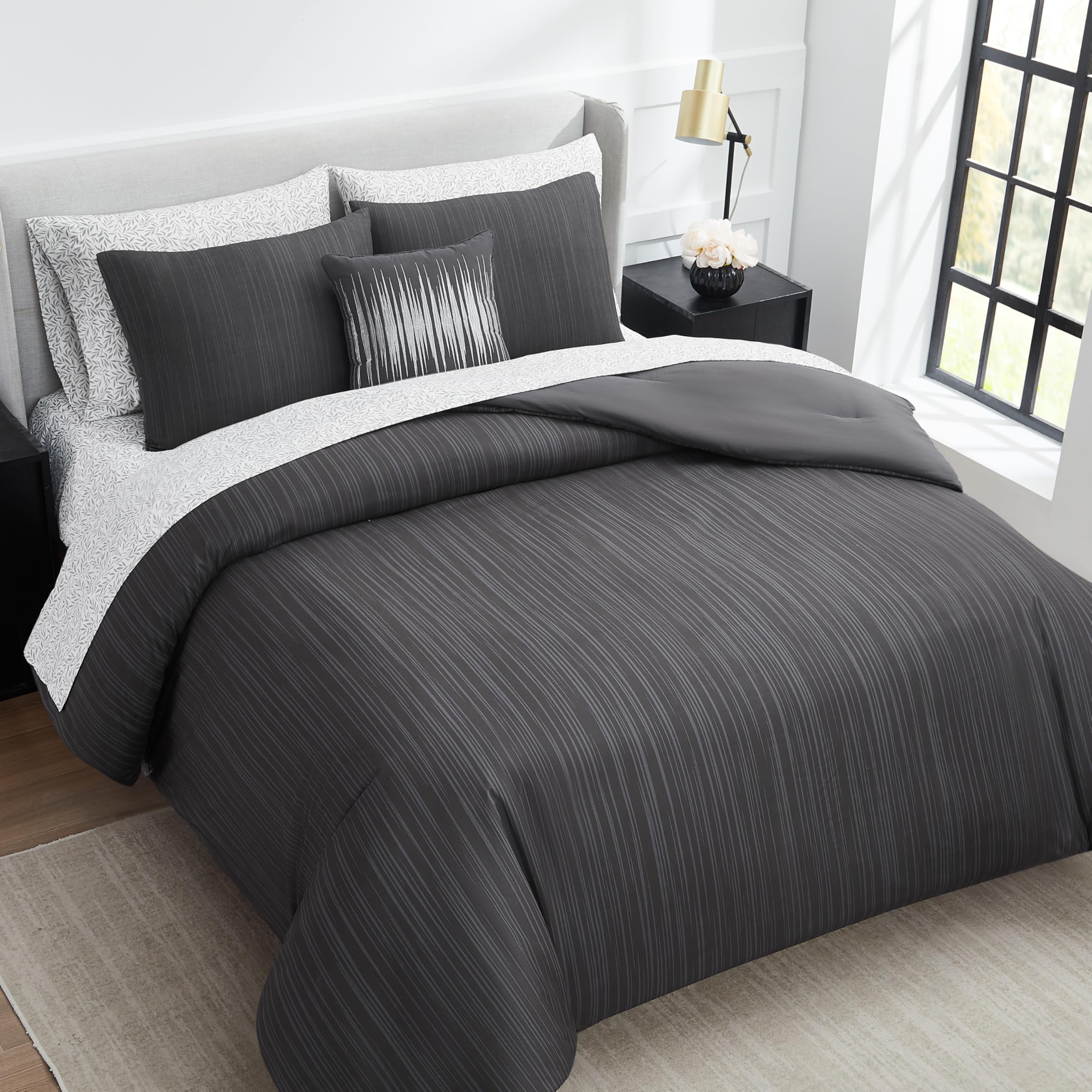 Nine West Lena Comforter Set 8-Piece Bed in a Bag, Queen Complete Bedding Set