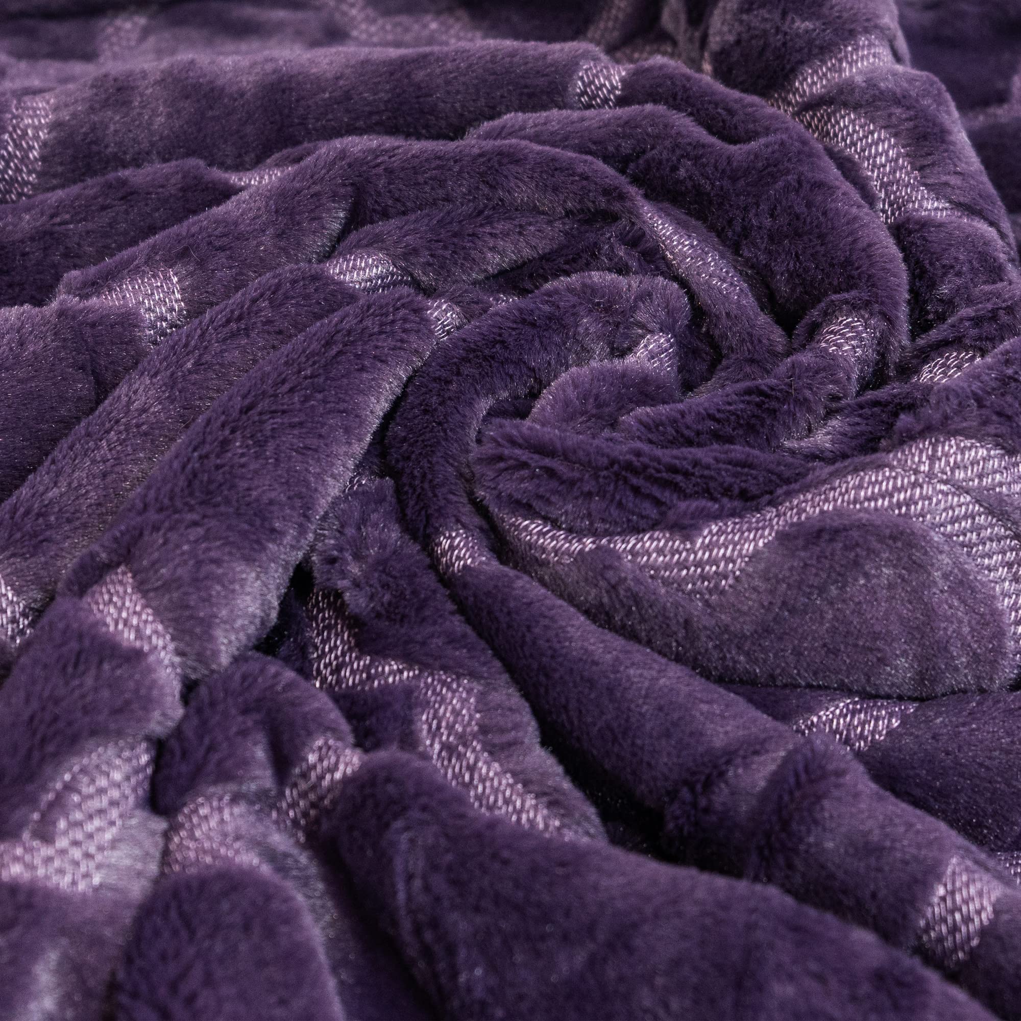 Faux Fur Throw Blanket & Pillow Cover Set
