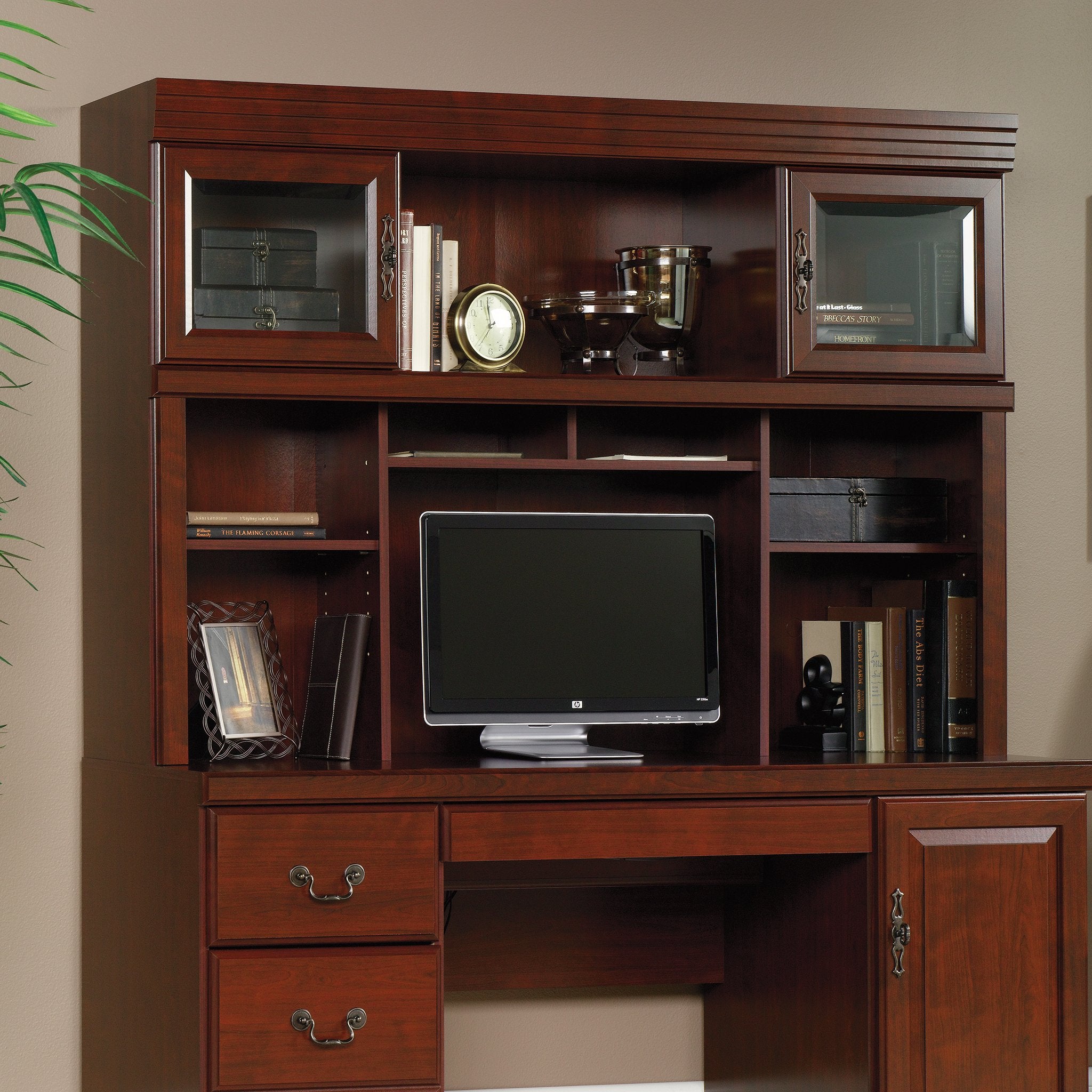 Heritage Hill Hutch – Classic Cherry