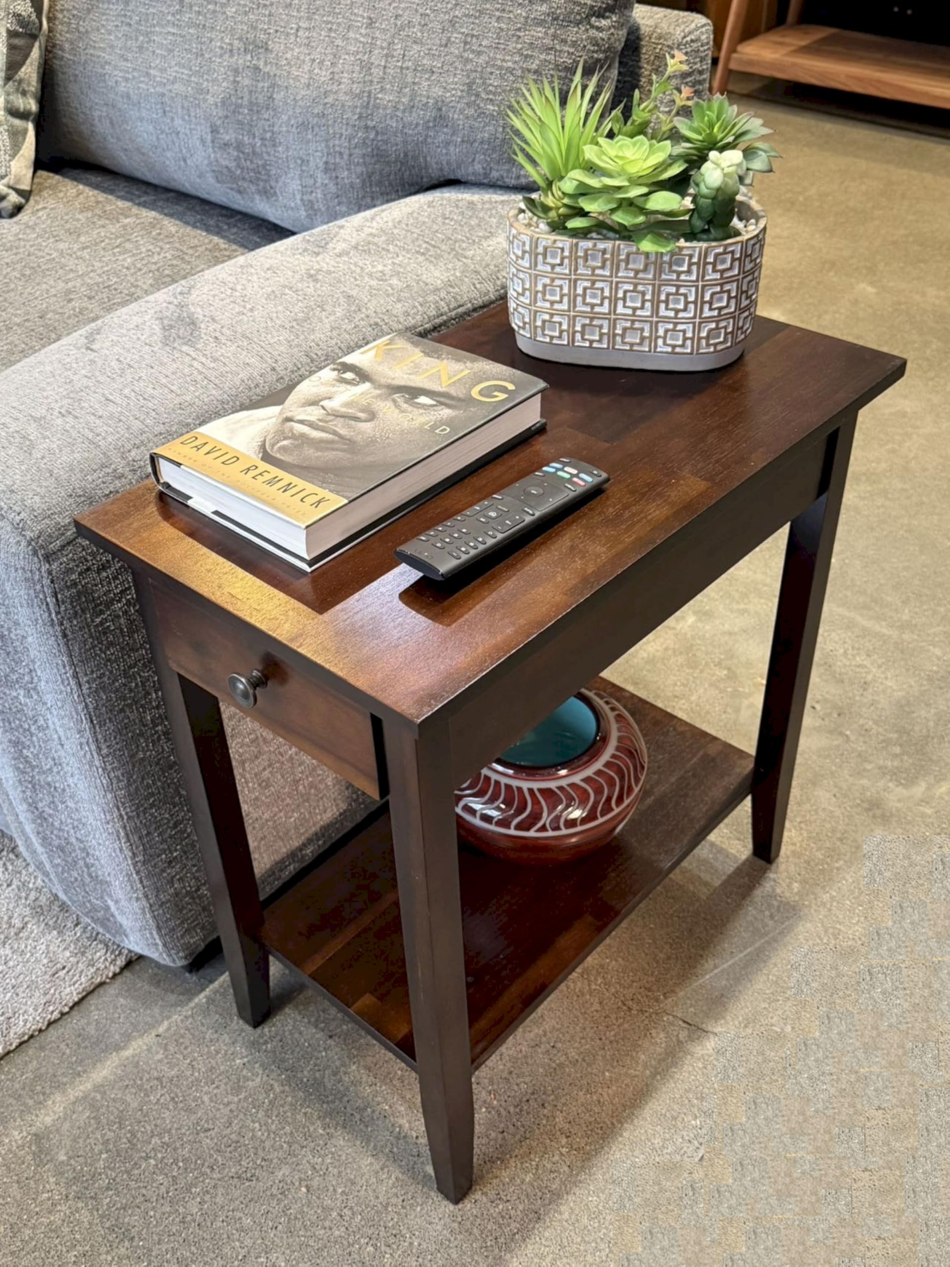 Fairway Avenue Home 2-Tier Solid Acacia Recliner Table w/Drawer (Espresso)