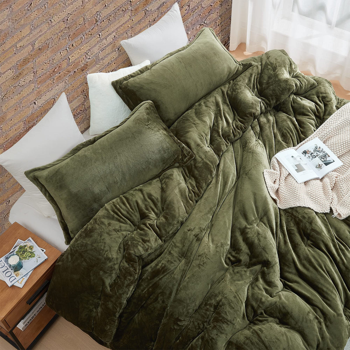 Oversized King Fleece Comforter Set