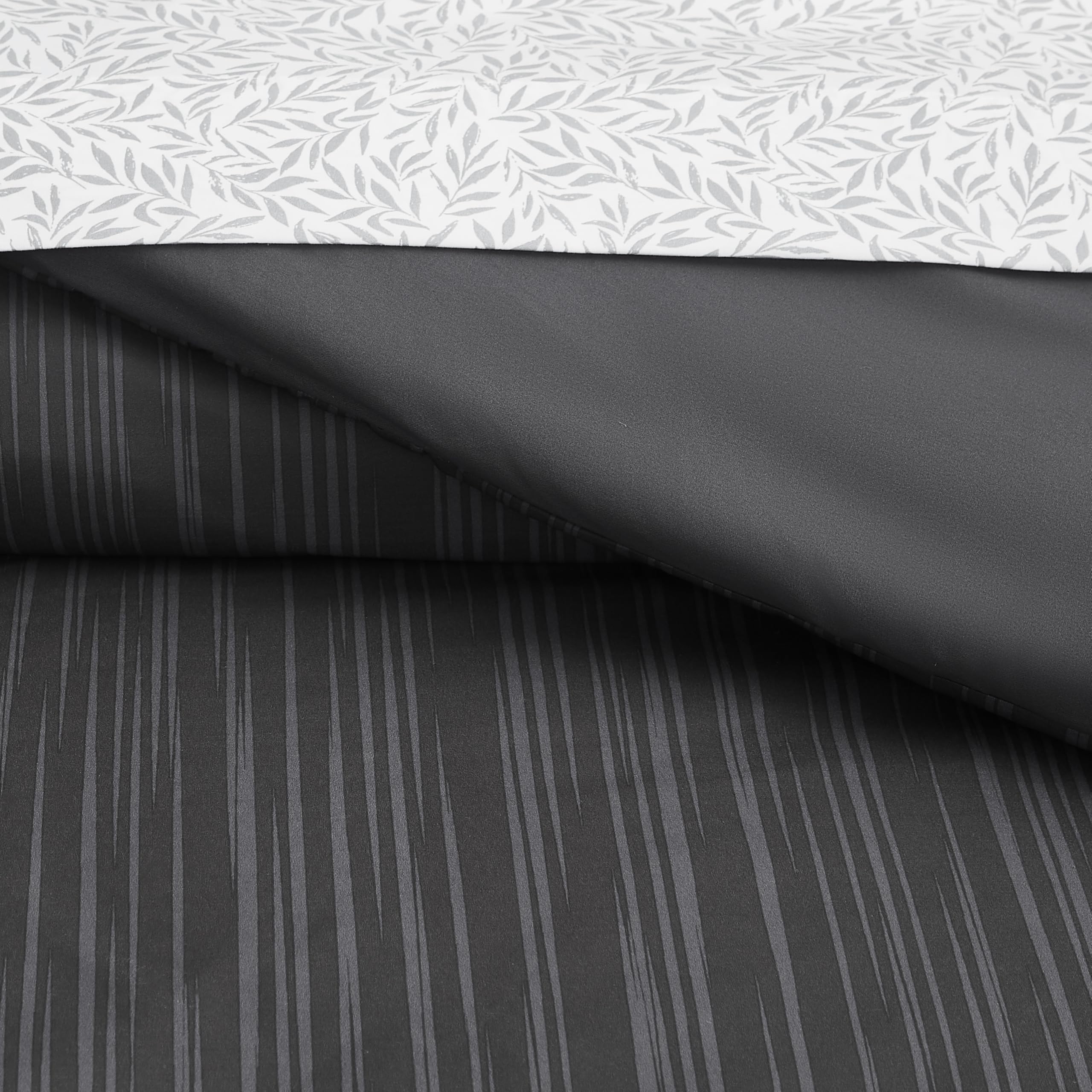 Nine West Lena Comforter Set 8-Piece Bed in a Bag, Queen Complete Bedding Set