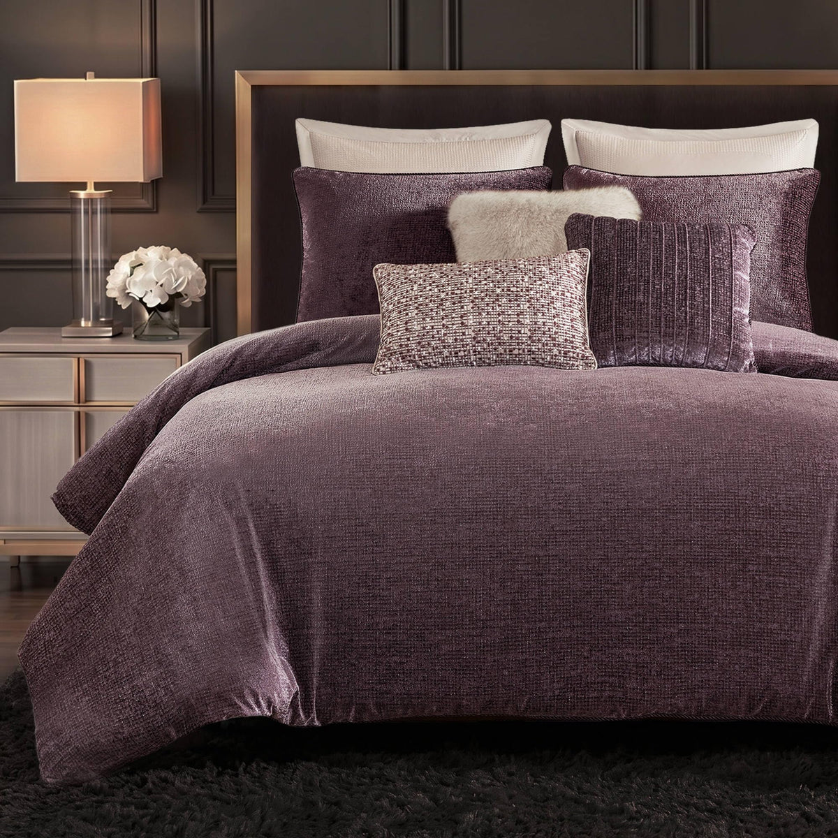 Mauve Velvet Jacquard King Comforter Set