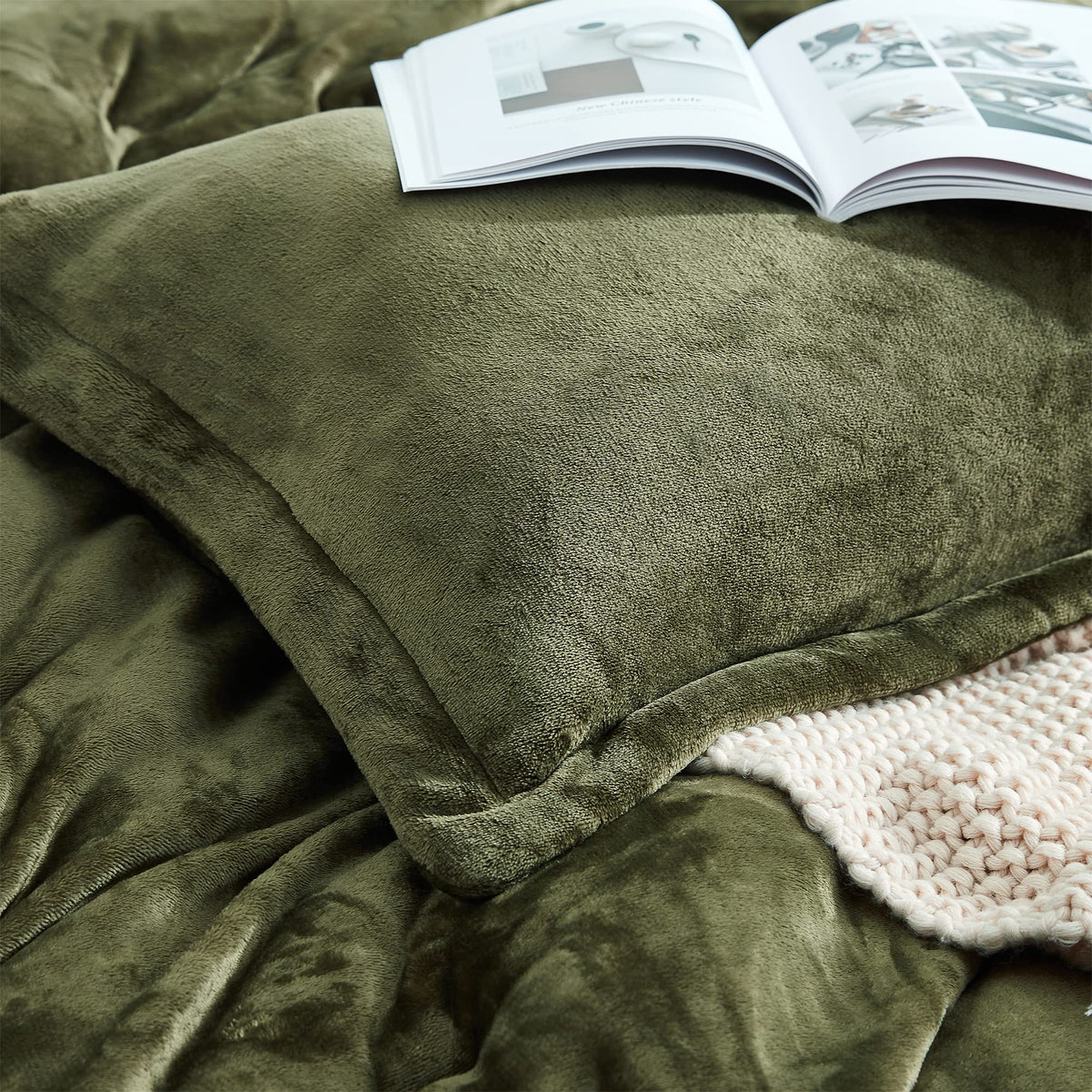 Oversized King Fleece Comforter Set