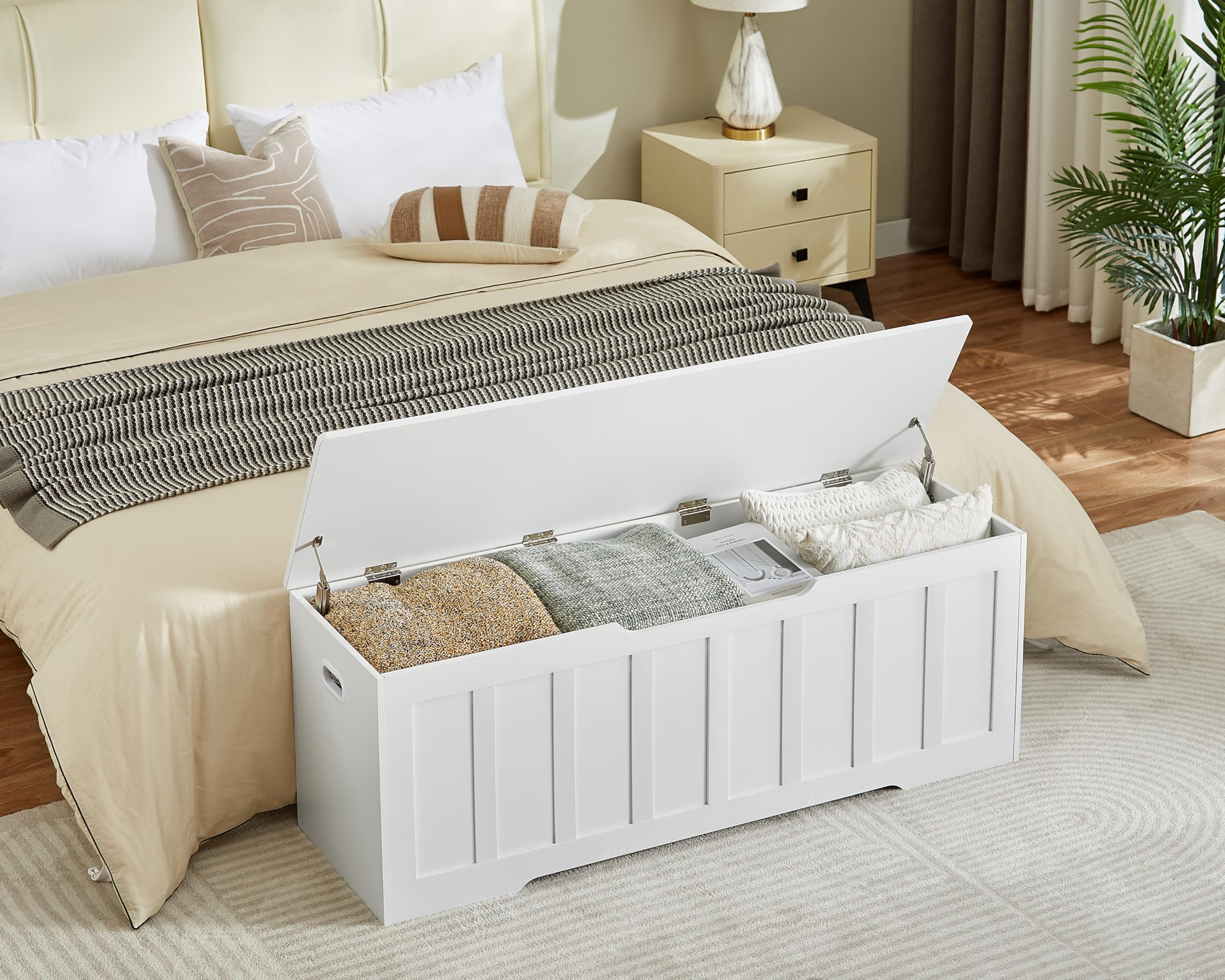 Large Storage Bench with Safety Hinges