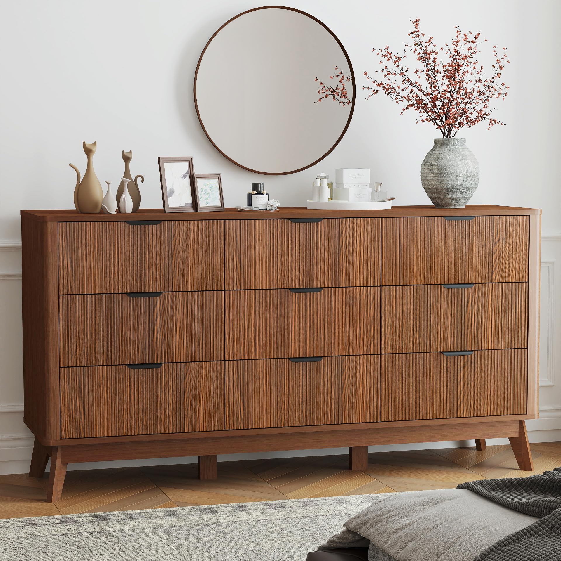 Fluted 9-Drawer Dresser